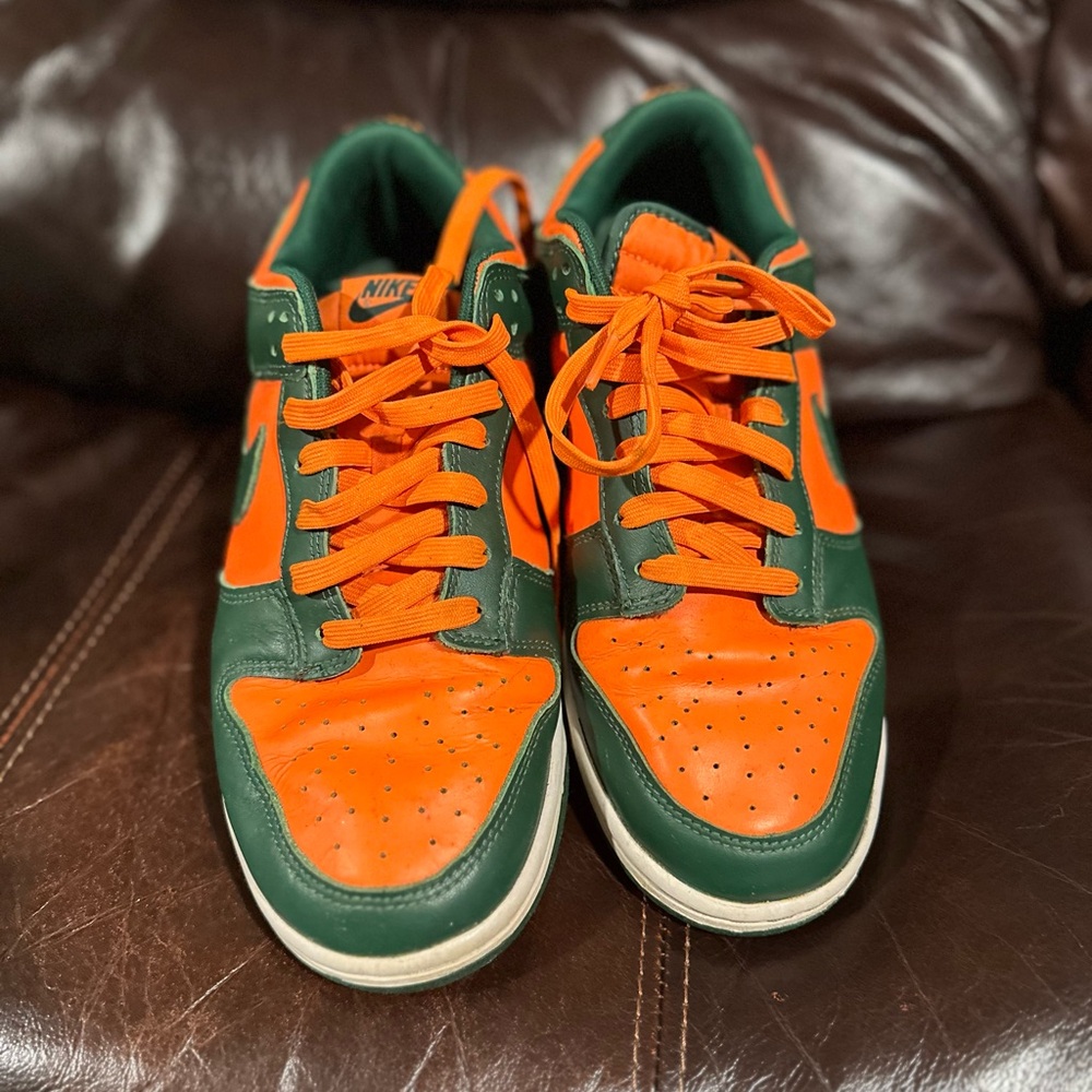 Nike Men's Green and Orange Sneakers